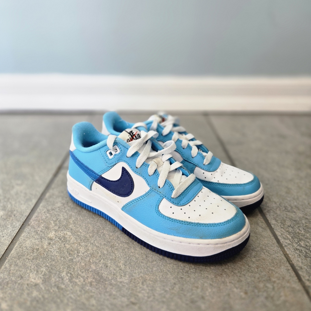 Nike Air Force 1 LV8 2 (GS) Shoes Big Kids SZ 5Y Light Photo Blue DZ2660-100